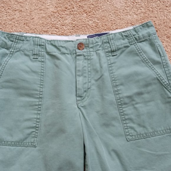 GAP Shorts - Picture 3 of 6